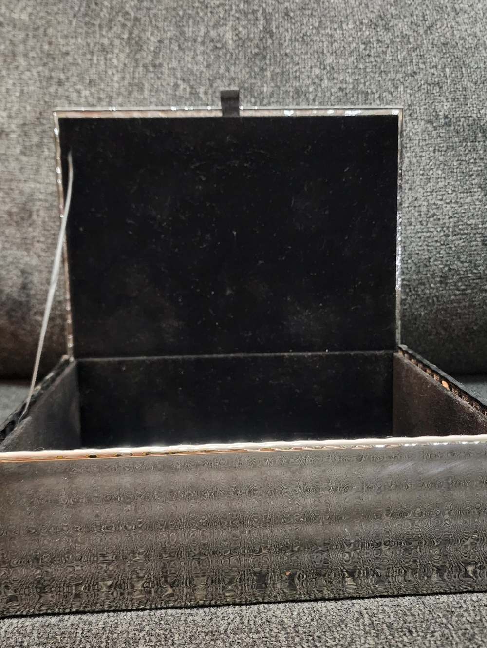 Tahari Home Decorative Trinket Jewelry Box Silver Shiny